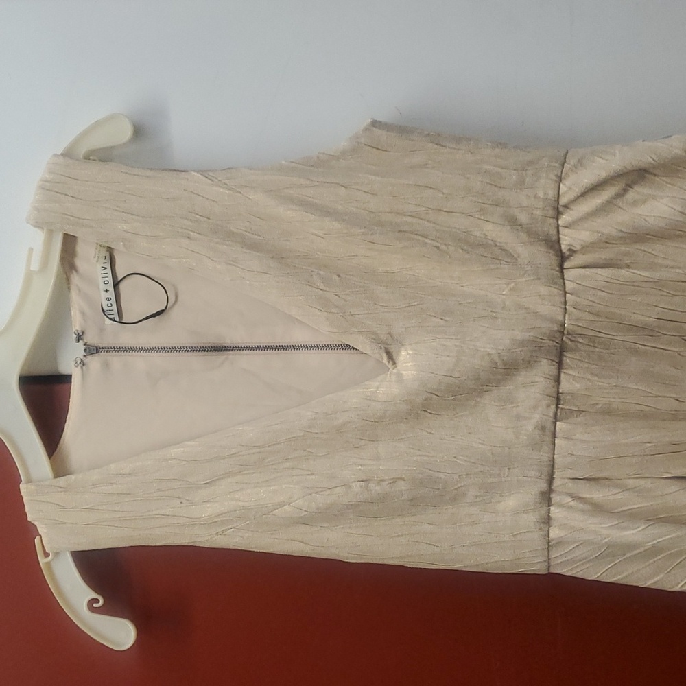 Alice + Olivia Mindee Cocktail Dress size 8